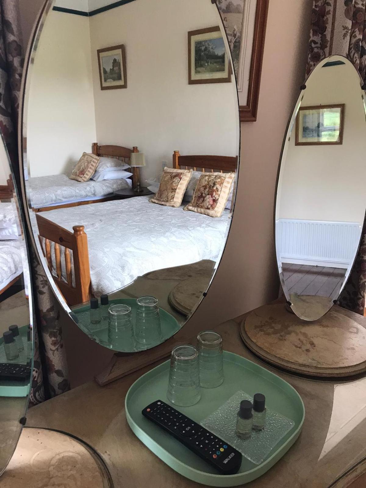 Milltown  Kilburn House B&B المظهر الخارجي الصورة